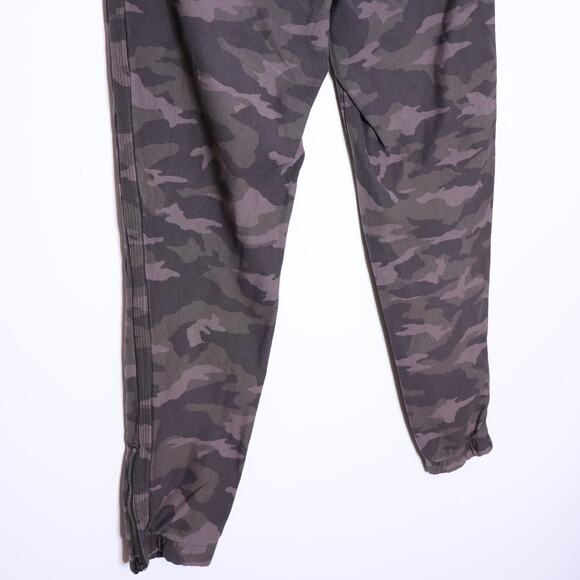 ATHLETA Farallon Jogger Black Olive Camo Mid- Rise Pull-On Active Pant Women's 6 - Picture 9 of 14